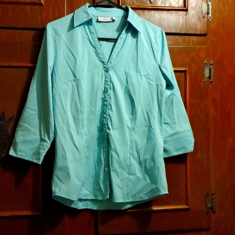 New Affordable business blouse in seafoam/aqua sz S